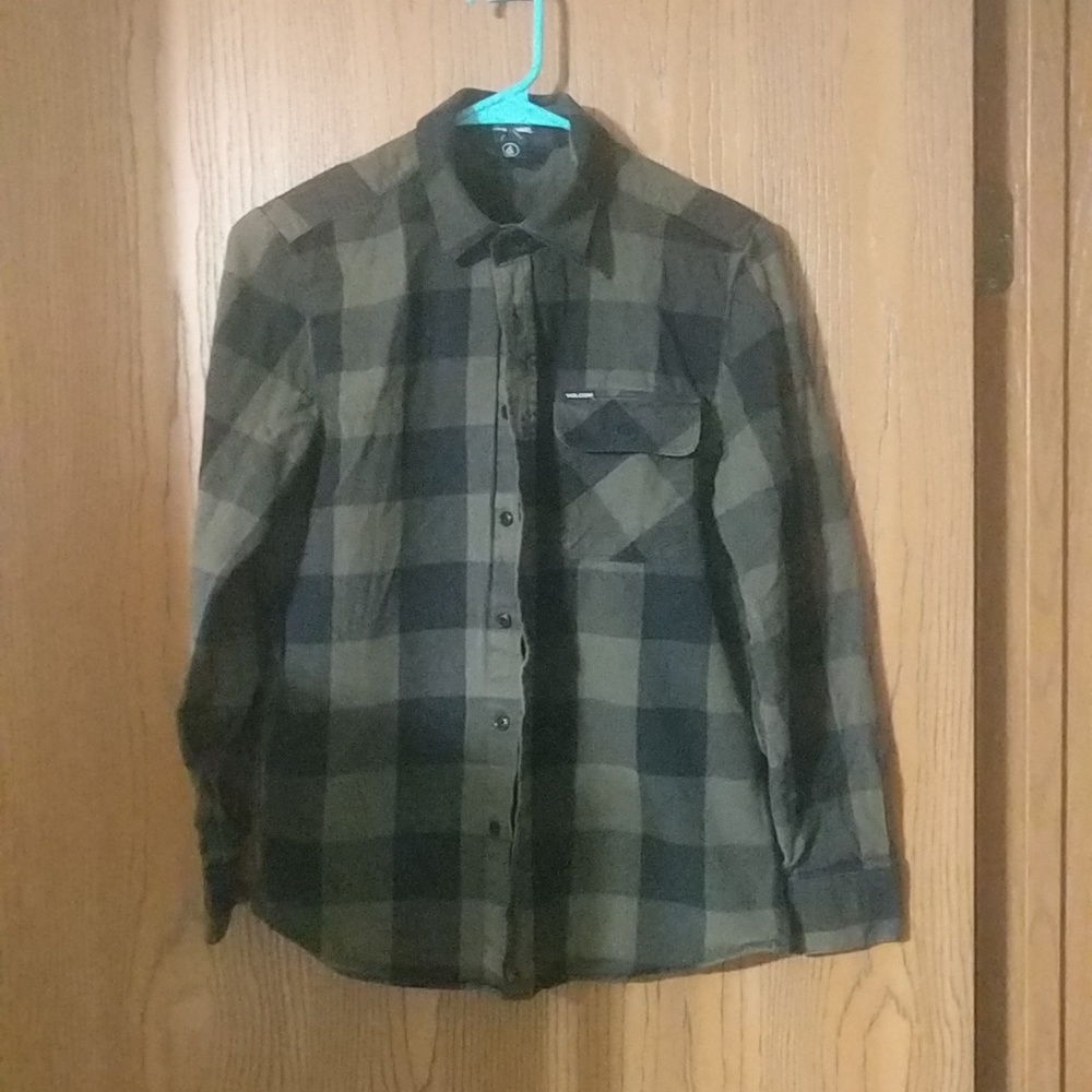 Volcom women's plaid about you long sleeve shirt